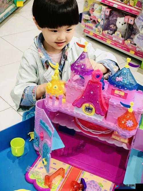 外出佩戴小玩具的感受：新奇体验与内心纠结交织