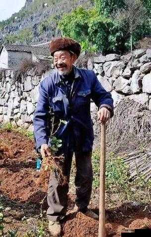 69HDⅩXX 农村老头户外：探索乡村生活的真实与美好