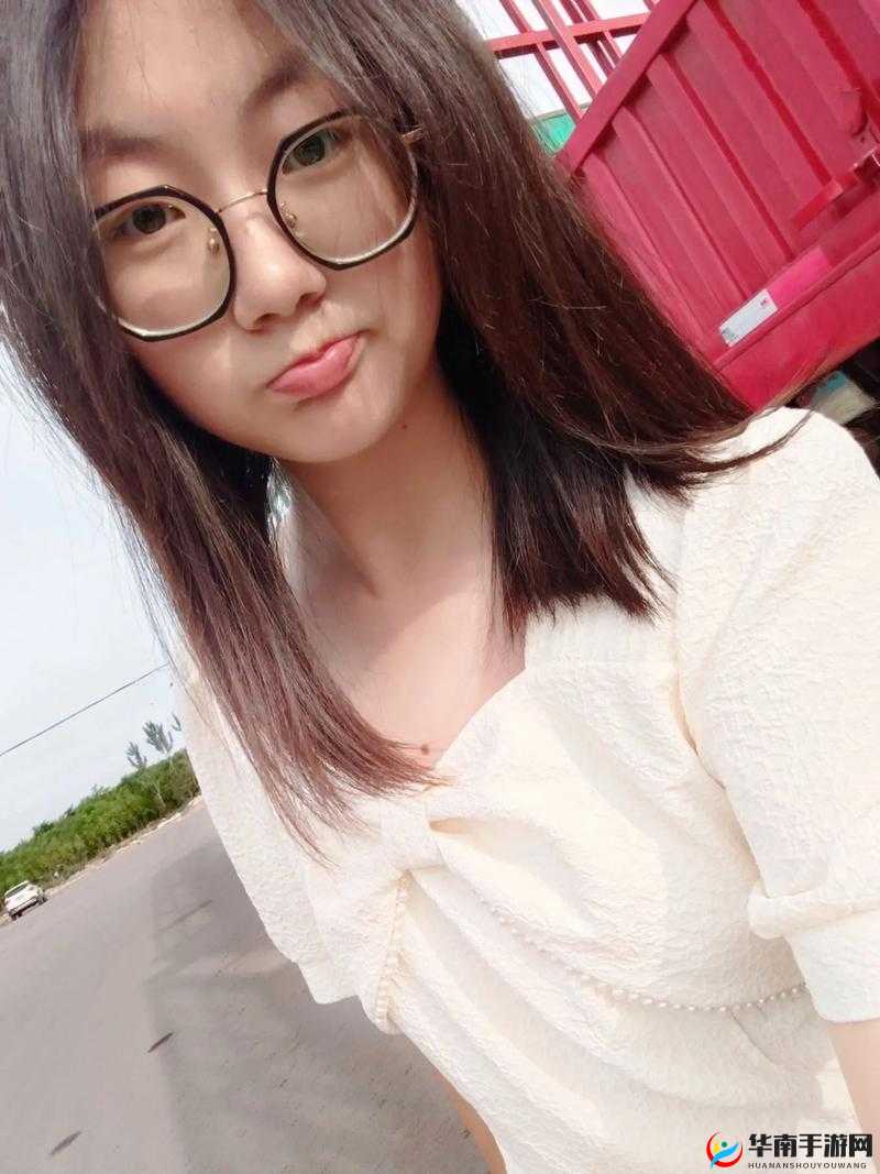 被众人追捧的国产学生妹，为何如此受欢迎？