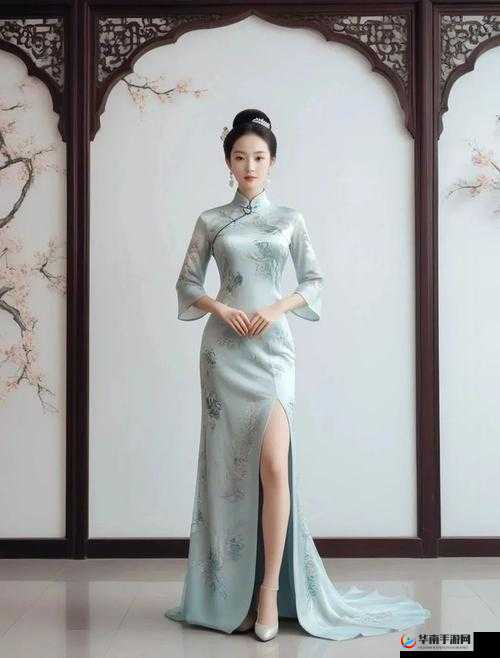 萌白酱弥漫甜味纯白旗袍：展现极致东方优雅魅力