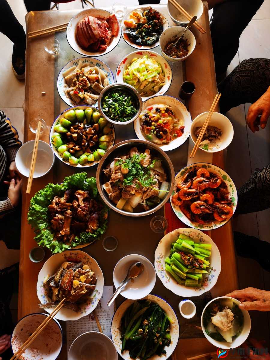 家族年夜饭的盛宴与江湖情缘