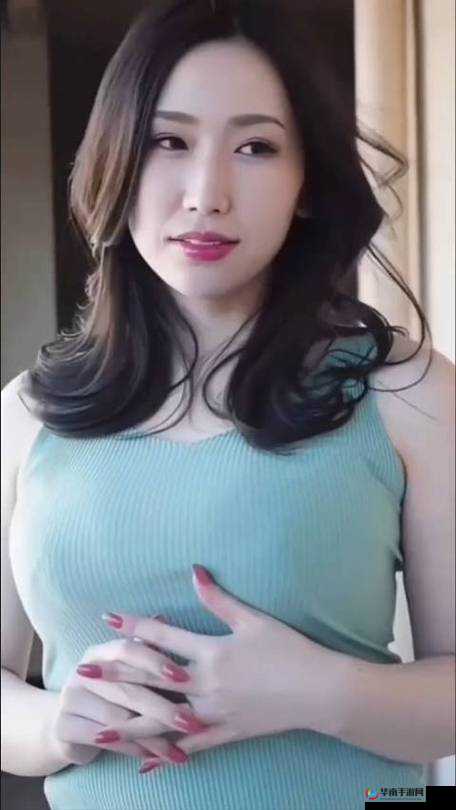 佐山爱雨夜淋湿，湿透身体的极致诱惑：在线观看第 1 集