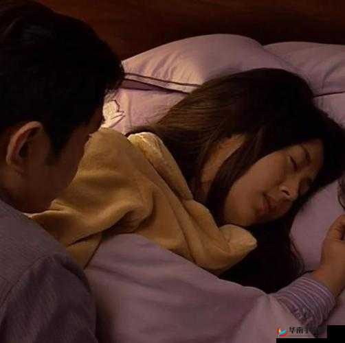 引父痴女：父女间不伦之恋的复杂情感纠葛