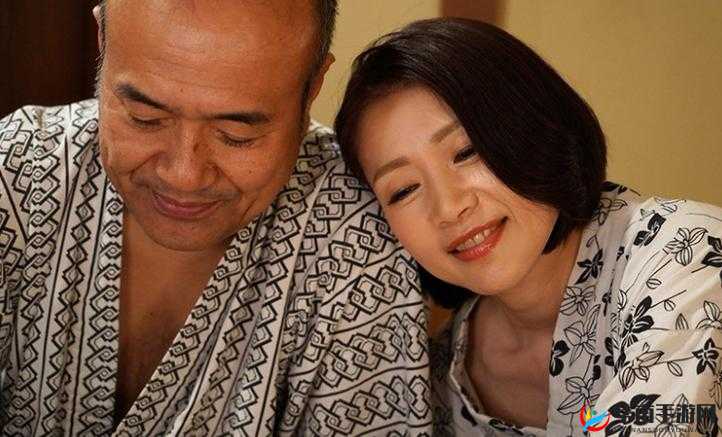 友田真希五十路中文字幕：成熟魅力的极致演绎