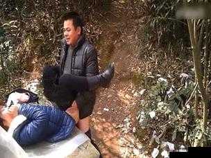 东北老头:传统与激情的交织