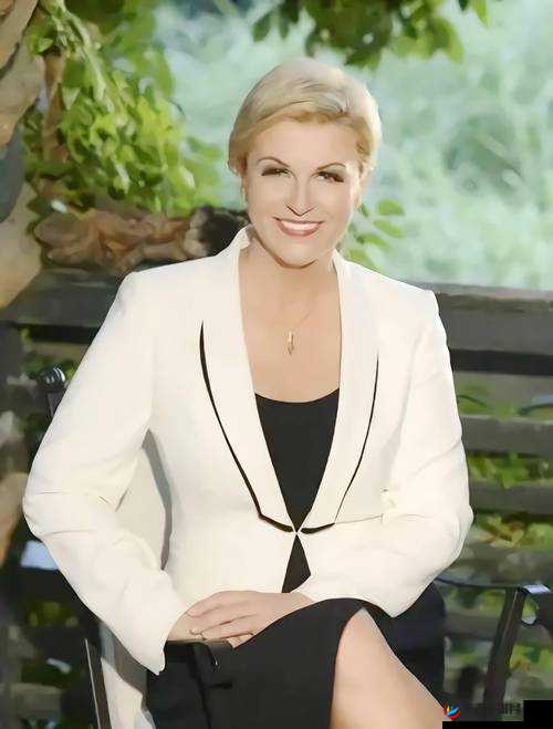 女人与公拘交酡全过程女免费：惊世之举引发热议