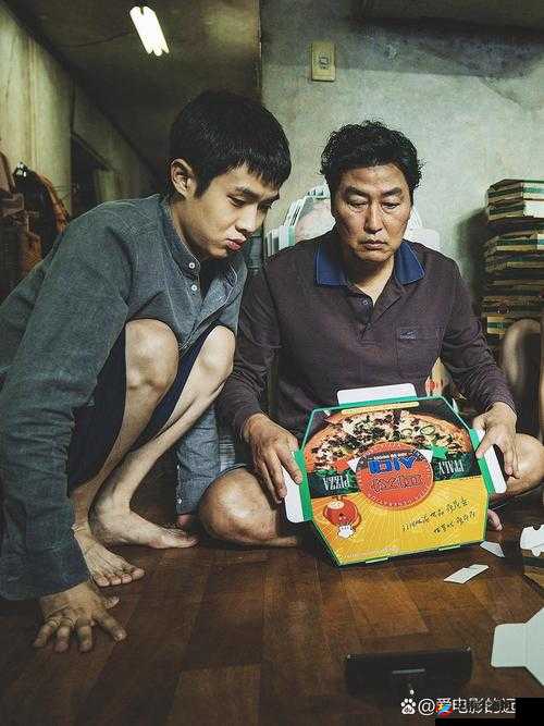 韩国电影寄生虫：揭示社会阶层差距的黑色幽默日本电影千与千寻：奇幻世界中的成长与勇气