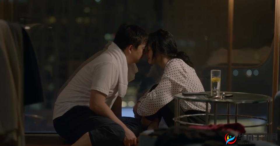 小敏婬荡婚礼无删减H：揭秘婚礼背后的情感纠葛与复杂人性