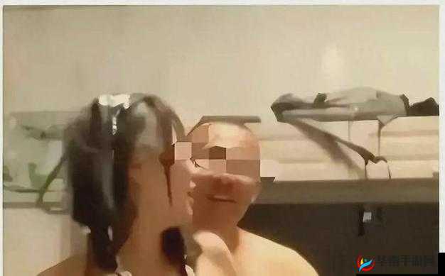 中国人 XXX 视频流出，尺度惊人网友：这是真的吗？