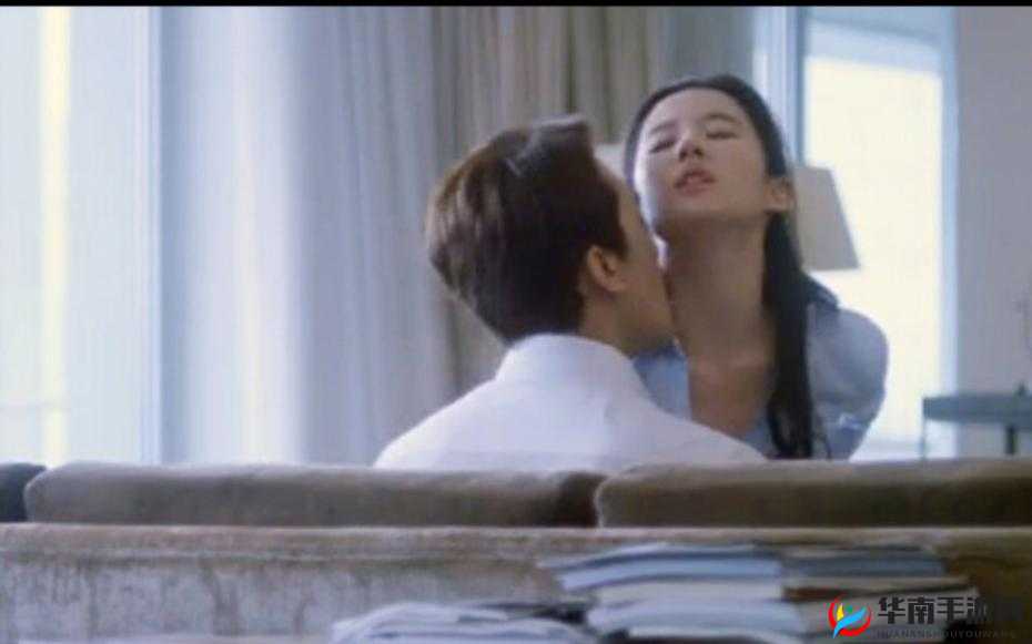 刘亦菲激情旡码大片震撼上线，网友热议不断，精彩片段抢先看