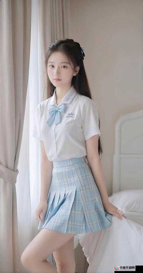 放荡的校花，谁在背后操控？