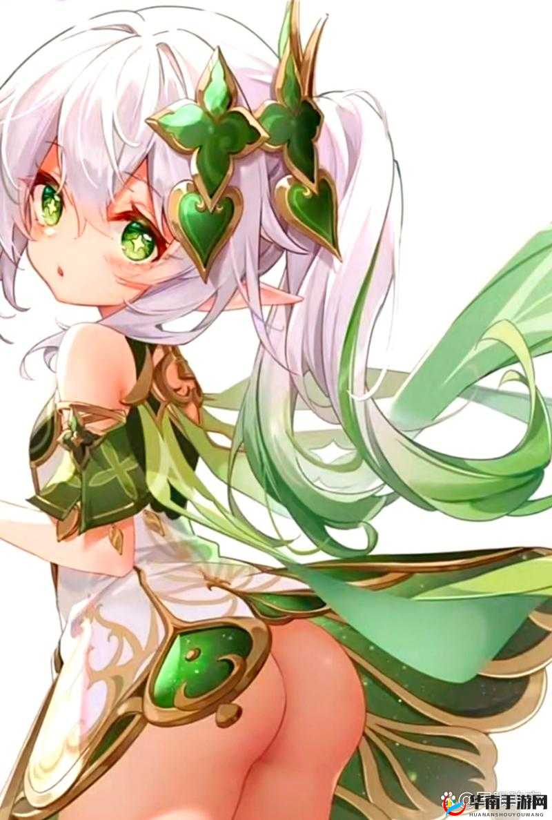 纳西妲比基尼造型大揭秘：时尚与个性的完美结合，引领夏日潮流新风尚