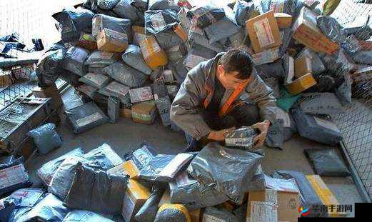 快递员 GAY 引发热议，他们的工作与生活有着怎样的特别之处？