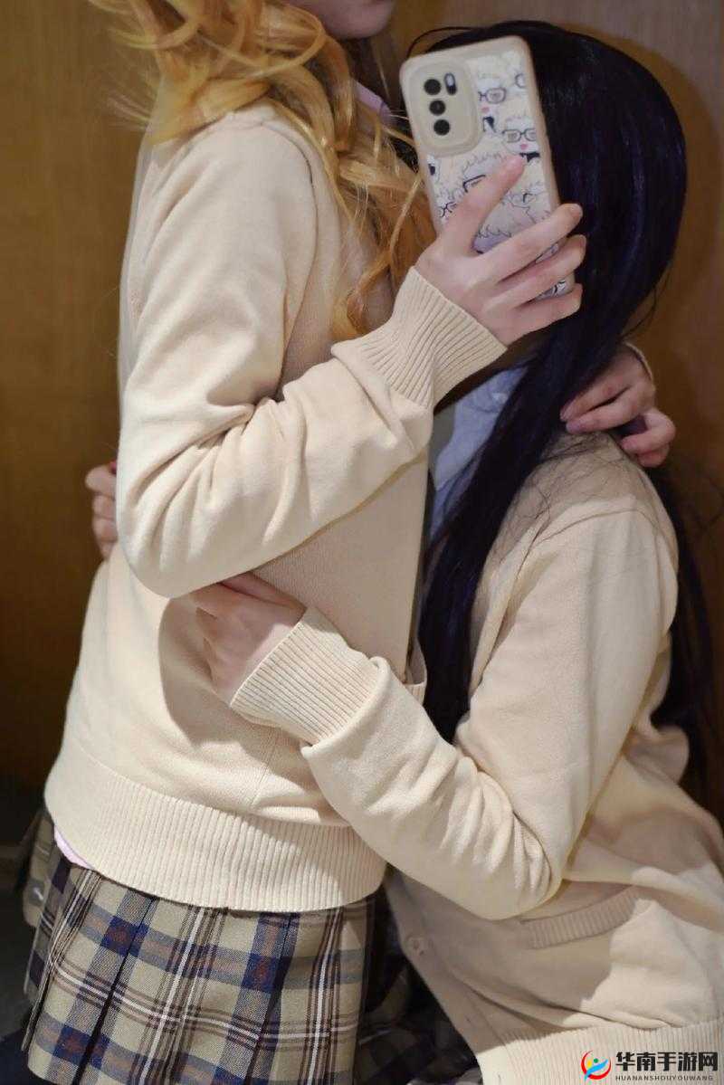 女同性 αV 亚洲女同志：探索未知的情感世界