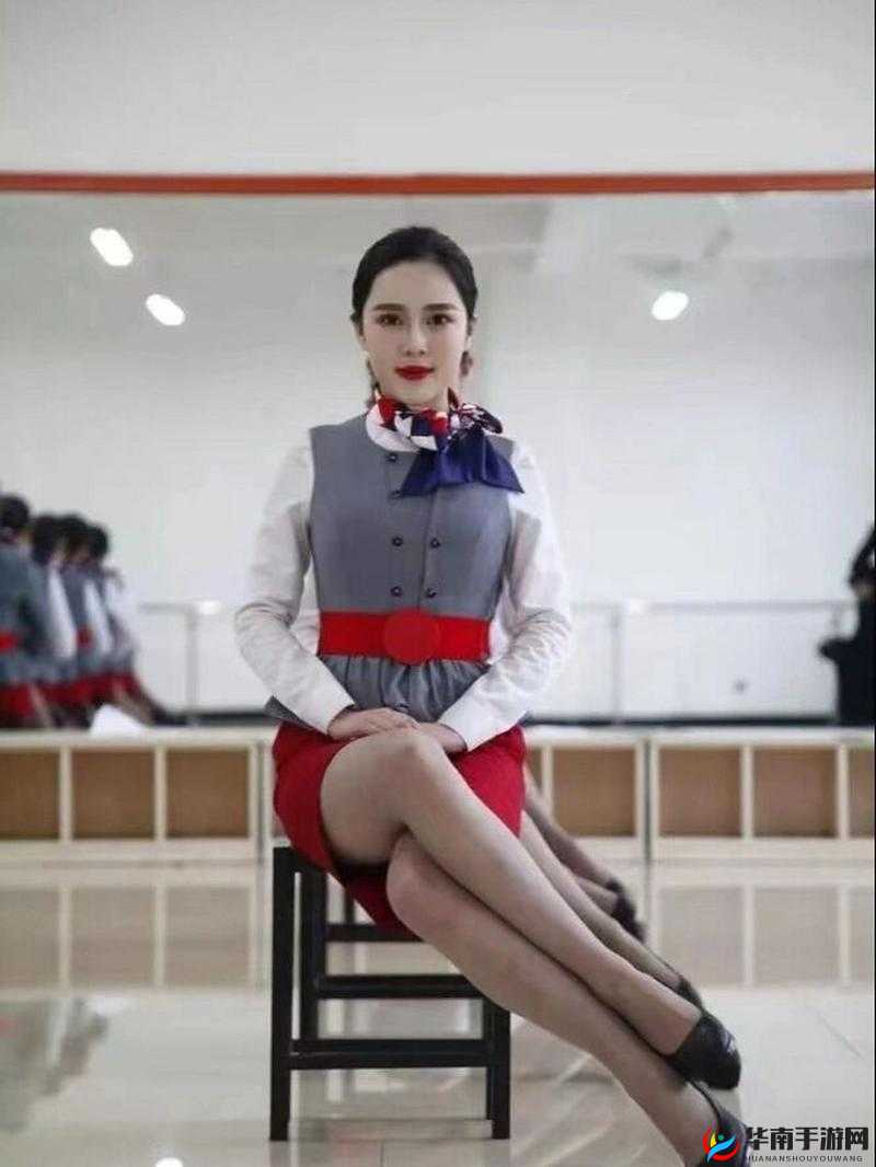 法国空乘迪拜的女孩：揭秘她的异国生活与职业故事，带你了解空乘背后的真实世界