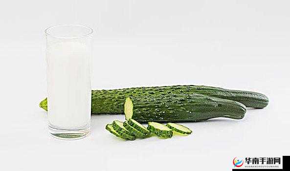 黄瓜能和牛奶一起吃吗？专家解答健康搭配与潜在风险