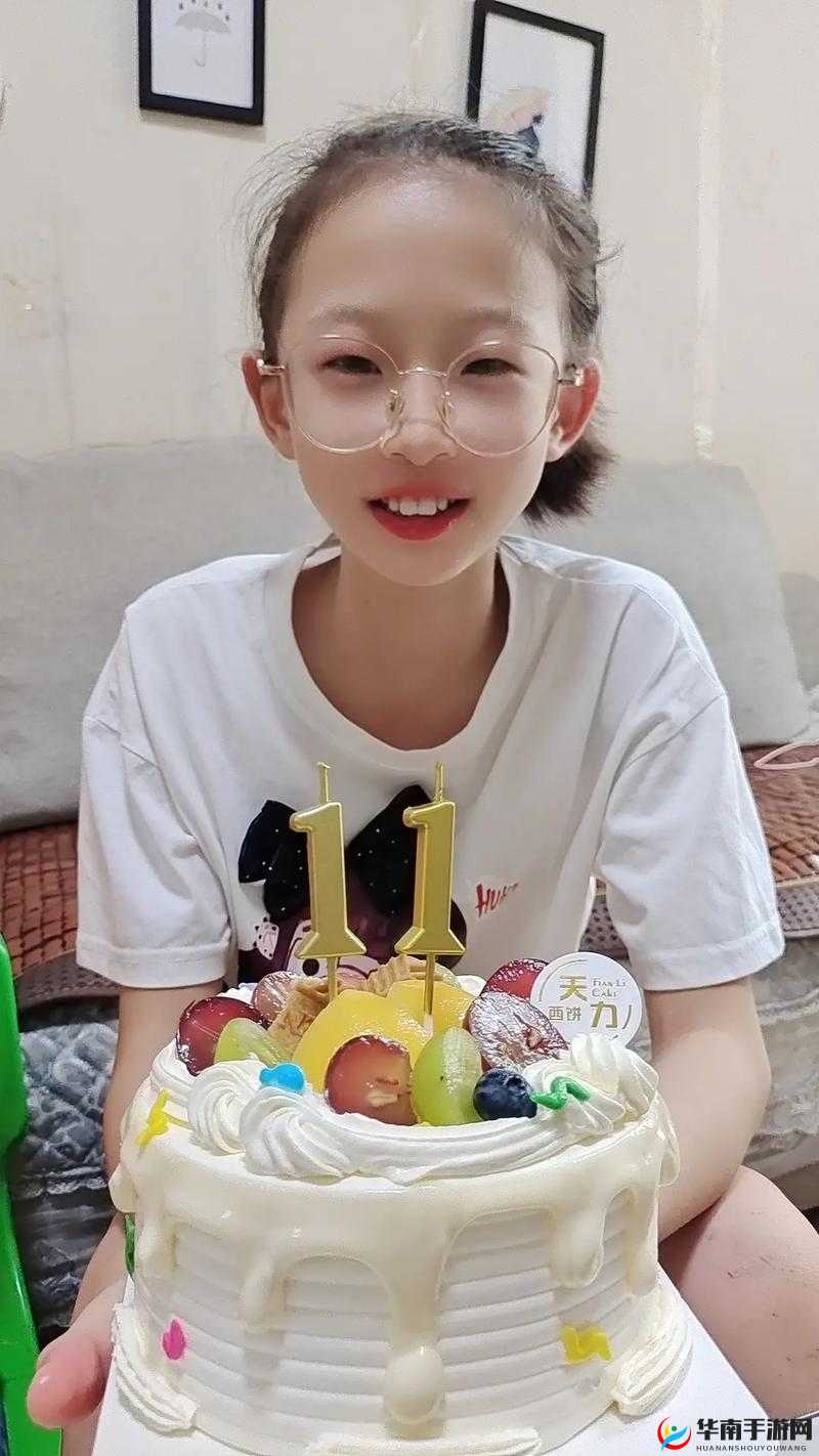 一个 11 岁小女孩的惊人之举：用音乐改变世界这个提到了 11 岁小女孩，同时包含了音乐和改变世界等关键词，比较符合百度 SEO 优化的要求，同时也能够吸引读者的注意力