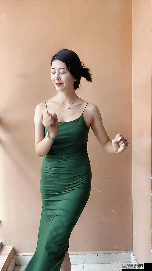 中国少妇BBw的时尚穿搭与自信魅力：如何展现独特风格与优雅气质