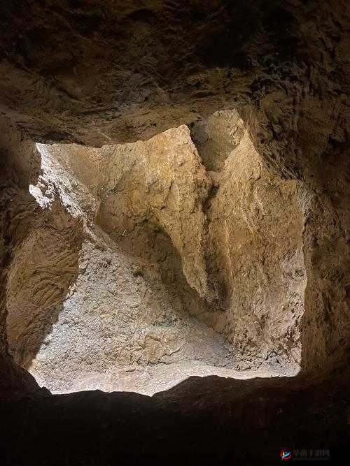 哥伦布的窑洞第一集：探索未知的古老洞穴与神秘历史背后的真相