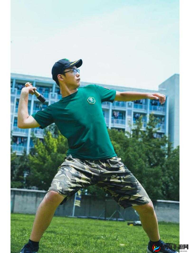 活用投掷武器才能取胜，投掷手雷技巧分享