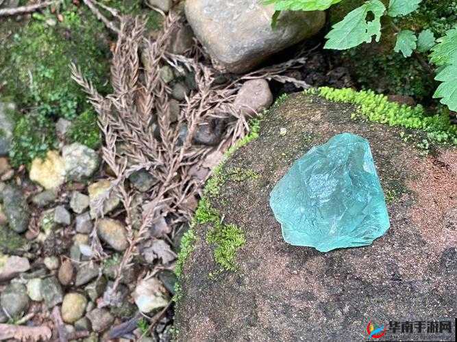 打孔石与绿萤石如何合成？其获得方法又经历了怎样的演变史？